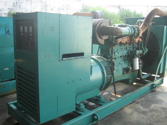 钟山租赁发电机- 发电机碳刷磨损的原因是什么