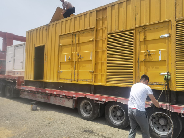 钟山发电机出租100KW发电机需要什么规格的电缆线？