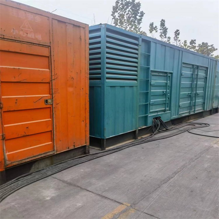 钟山如何选择适合 600kW 柴油发电机组的热继电器？