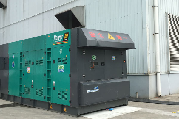 钟山燃油滤清器的更换流程是怎样的？