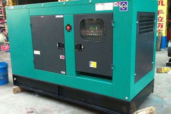 钟山如何检查机油的使用时间？